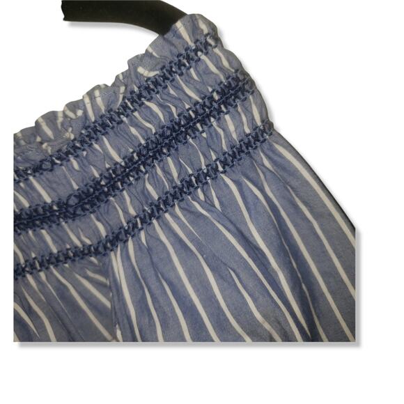 EUC, Chambray Off the Shoulder Embroidery Striped top sz Small - Picture 3 of 10